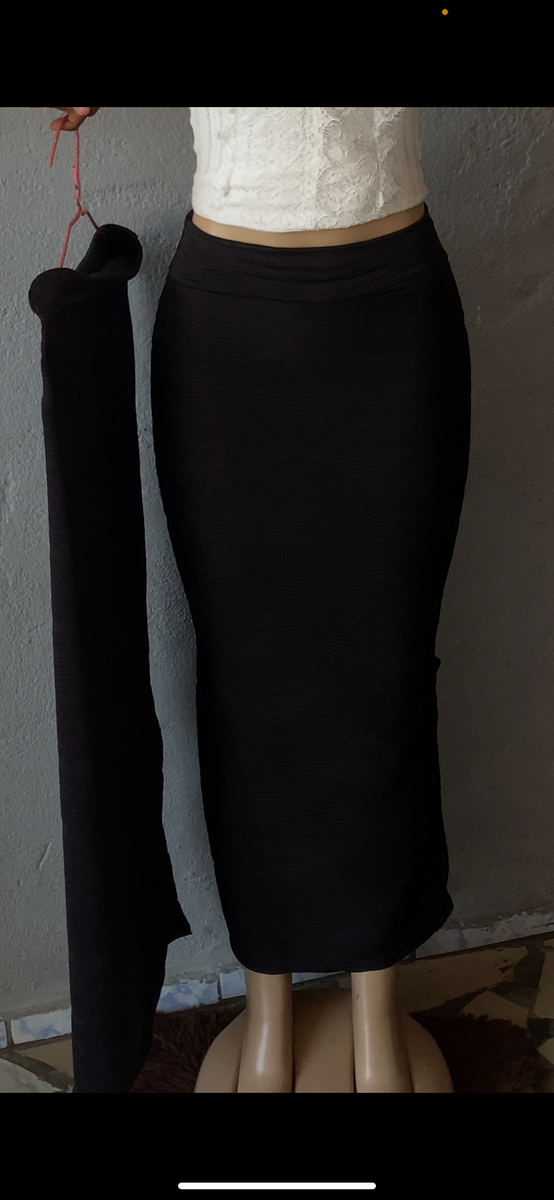 Jupe Crayon Noire Élégante