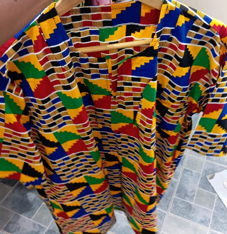 Casual Men Shirt in African print.