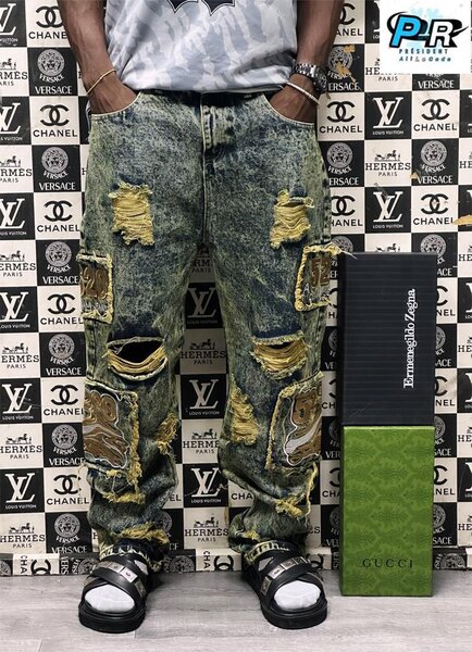 Jeans déchirés tendance homme