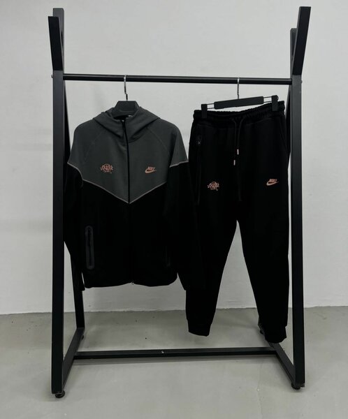 Syna world tech fleece