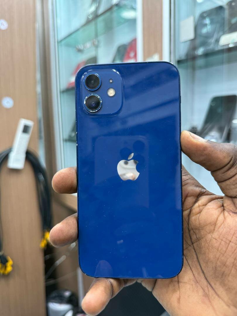 IPhone 12simple 64gigas