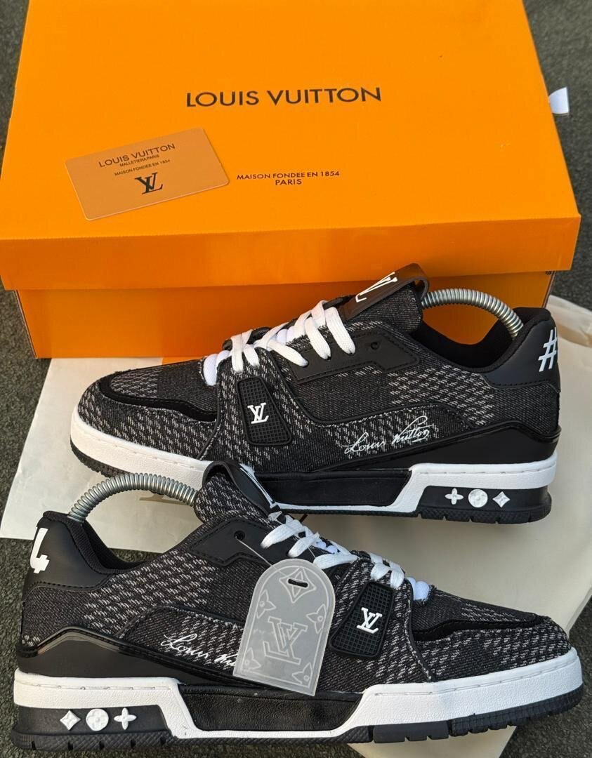 Baskets Homme Louis Vuitton