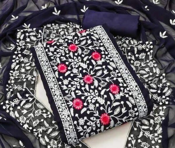 Ladies suit