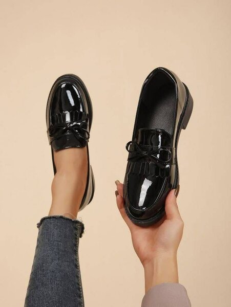 Mocassins vernis femme élégants