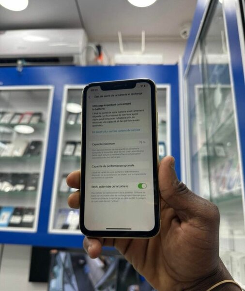 iPhone 11 64Go Violet