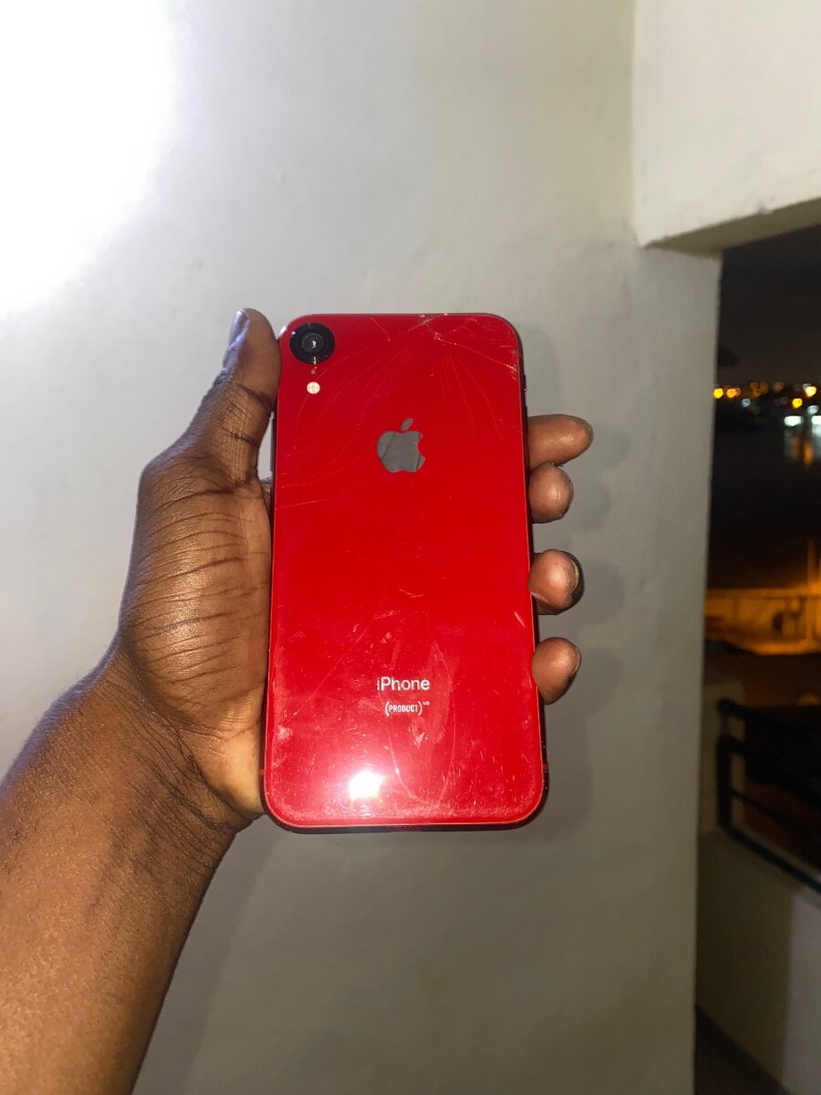 iPhone XR Rouge 64 giga