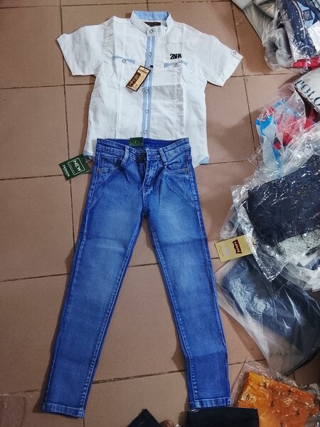 Ensemble chemise et jean enfant