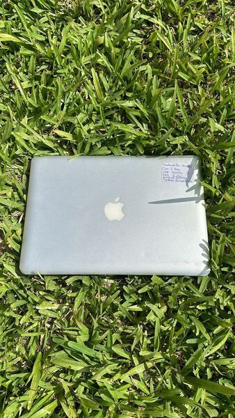 MacBook pro   Core 2 Duo *06 Gb de Ram*  500 Gb de DD