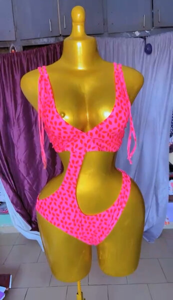 Maillot de bain échancré chic