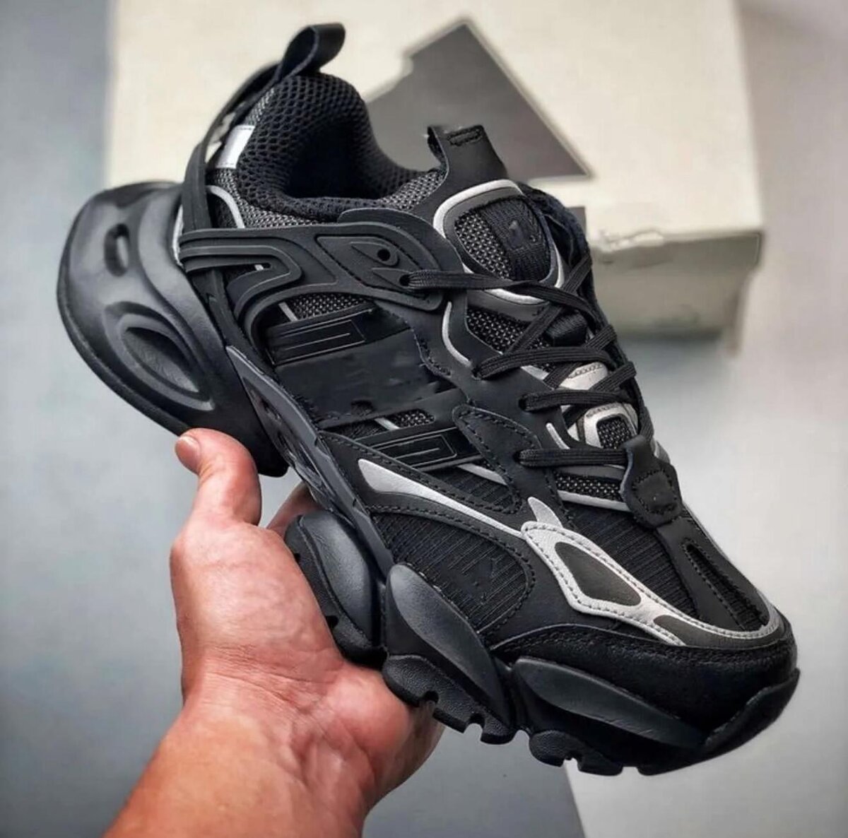 Adidas vento noire