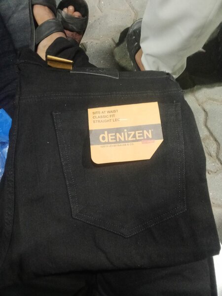 Jeens pent