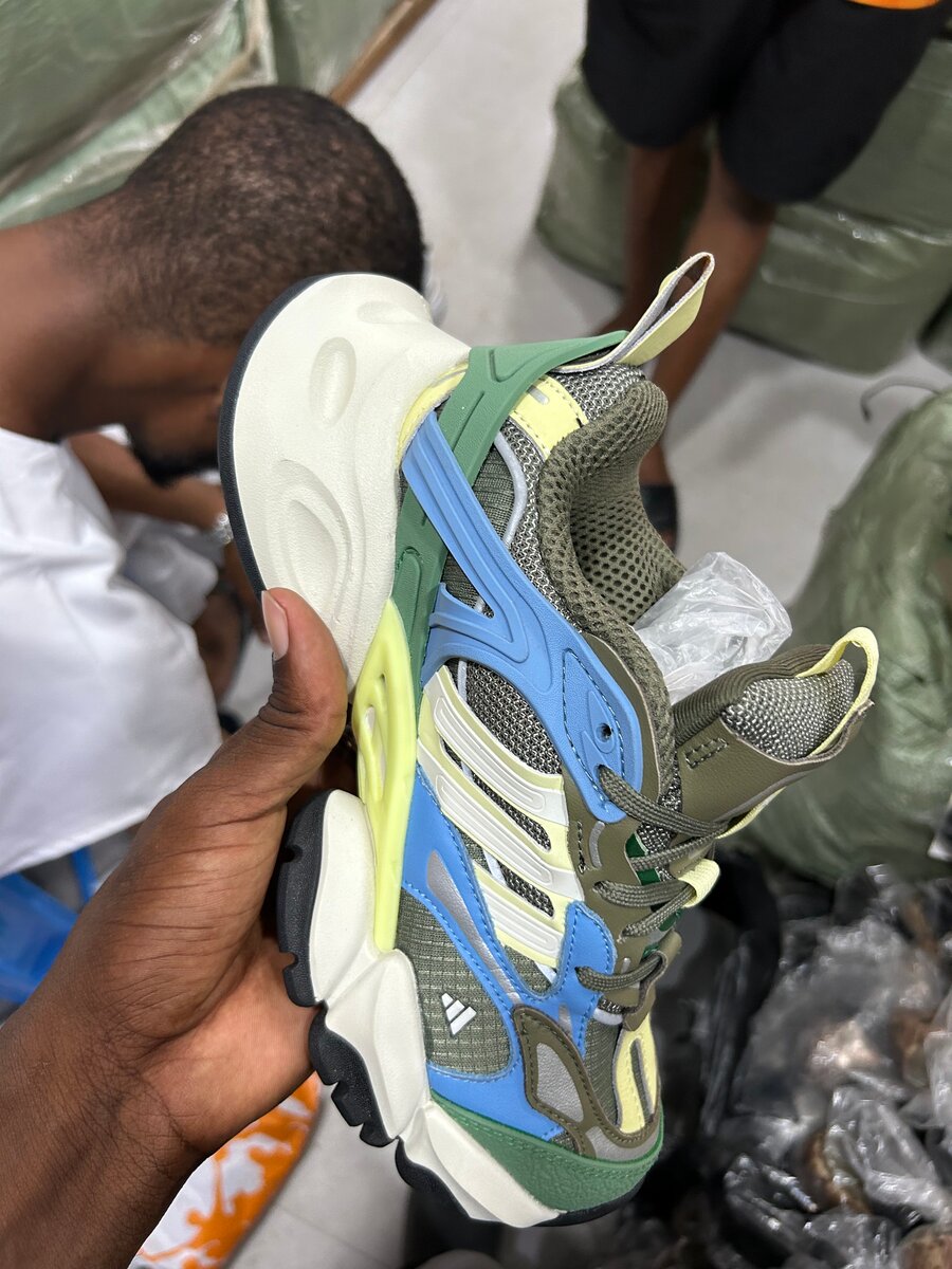 Baskets de sport multicolores