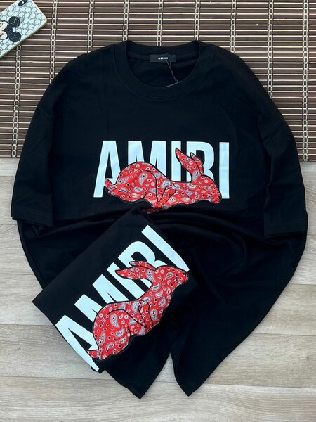 Ensemble T-shirt et Short Ample