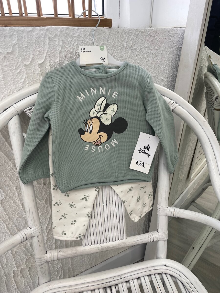 Комплект на девочку