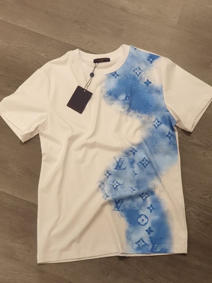 T-shirts imprimés modernes