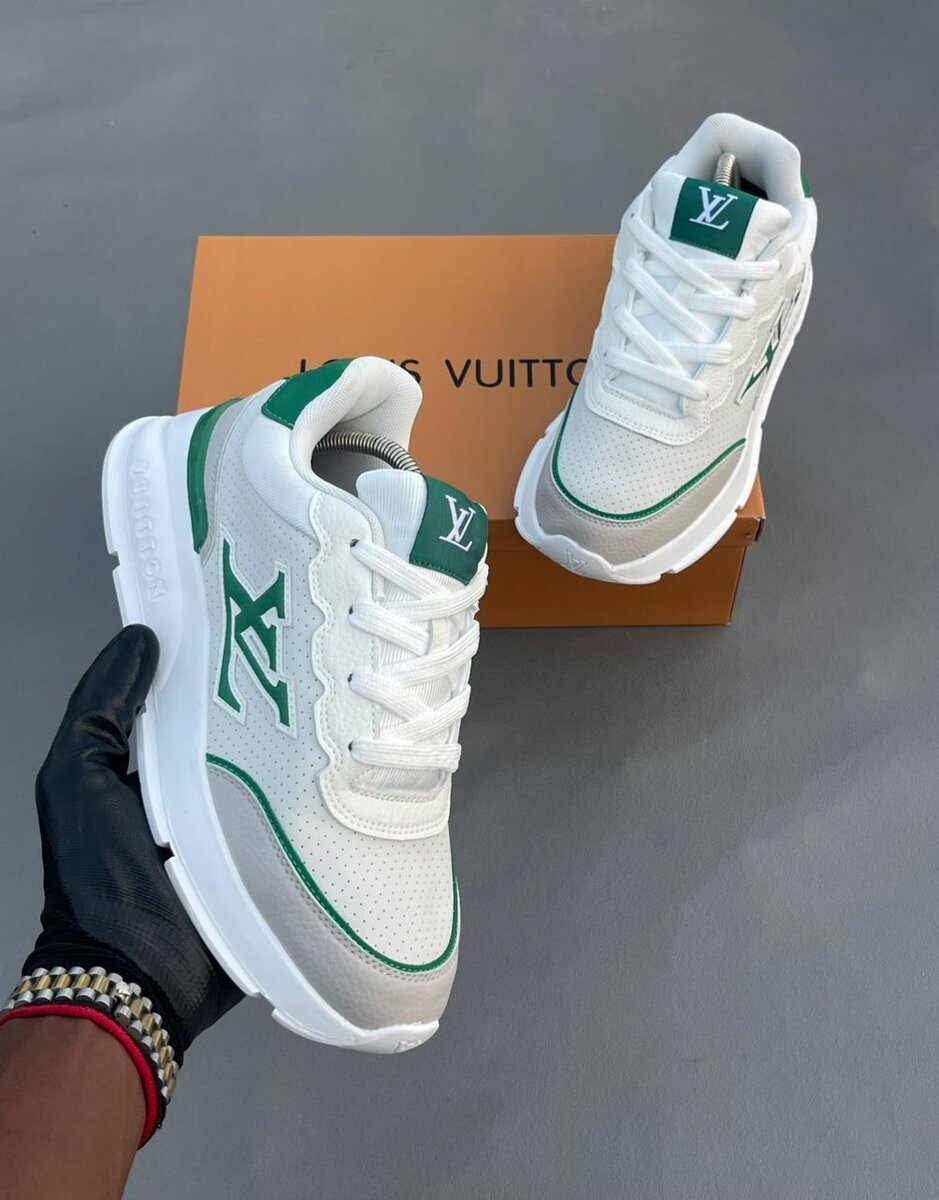 Baskets Homme Louis Vuitton