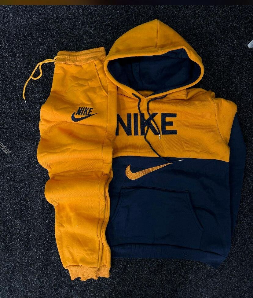 Survêtements Nike et Lacoste