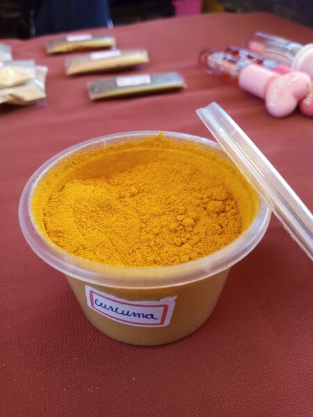 Curcuma en poudre naturelle