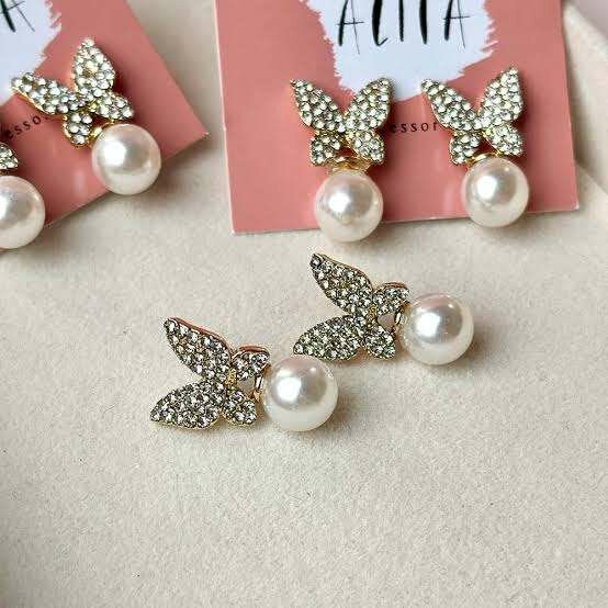 Ladies earing