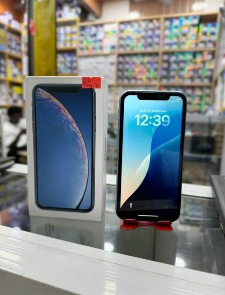 iPhone XR 64 Go Noir Débloqué