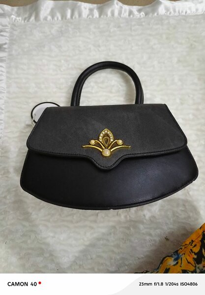 Sac à main élégant noir