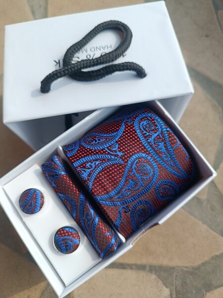 Silk Tie and Cufflink Set