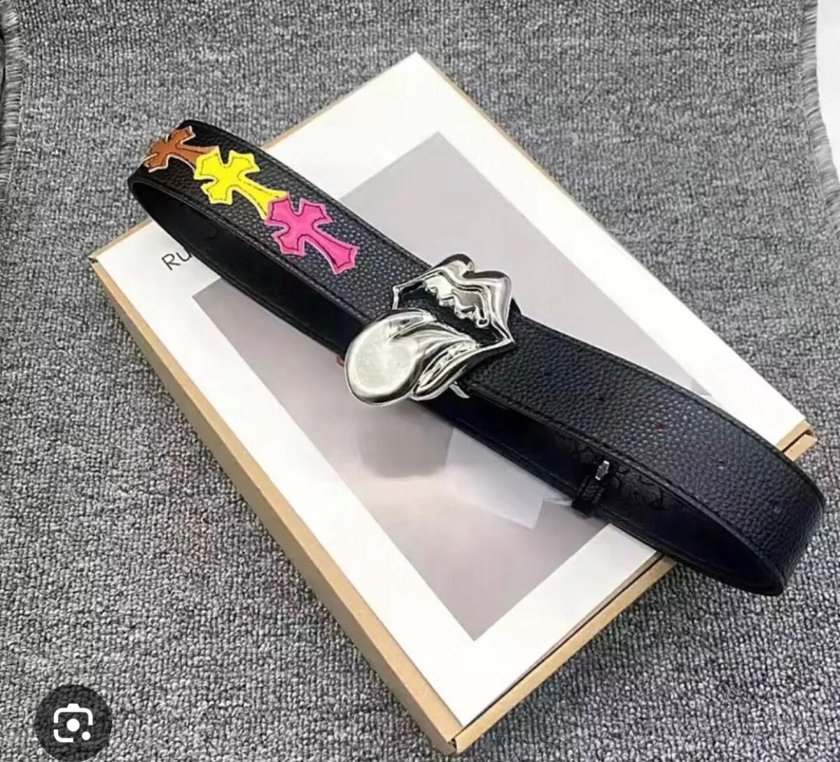 Ceinture en cuir avec boucles originales