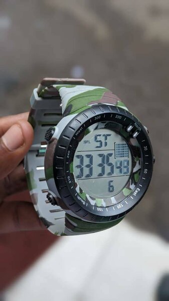 Men's classic wrist watches