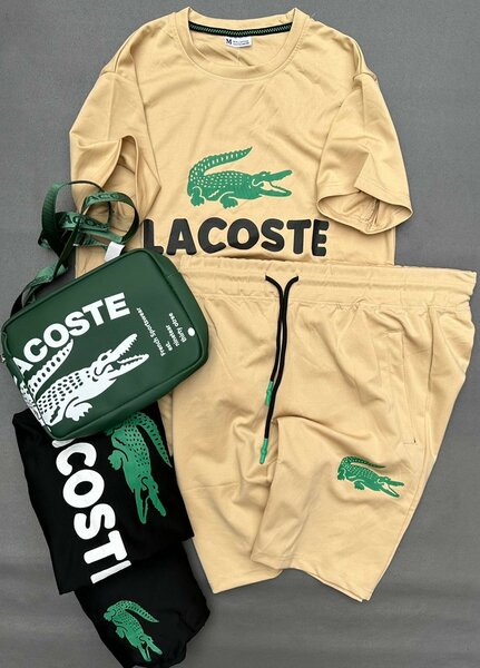 Complet homme disponible