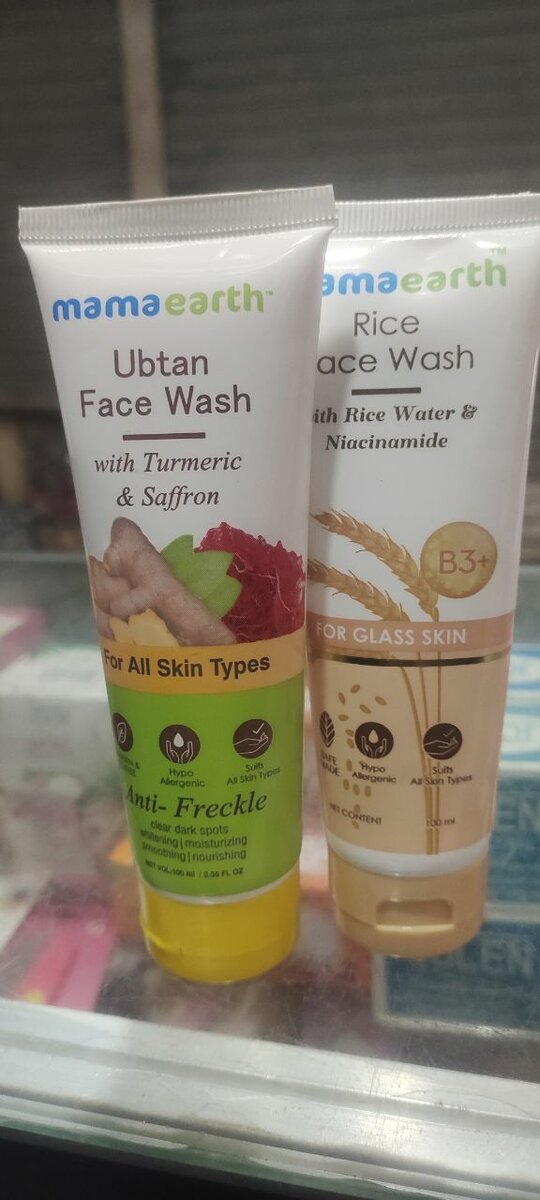 Mama earth face wash