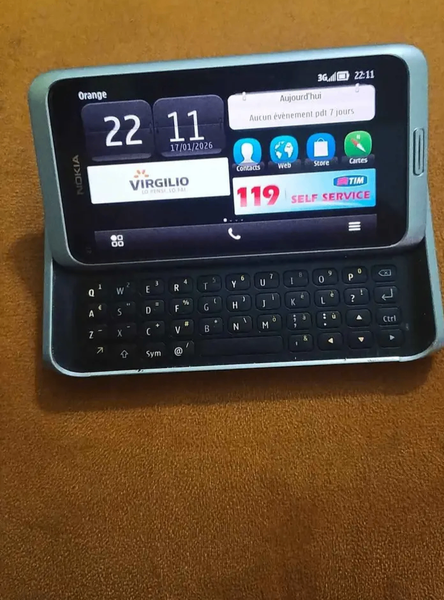 Nokia E7 Smartphone Android