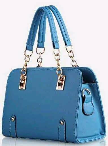 Sacs à main élégants Guess