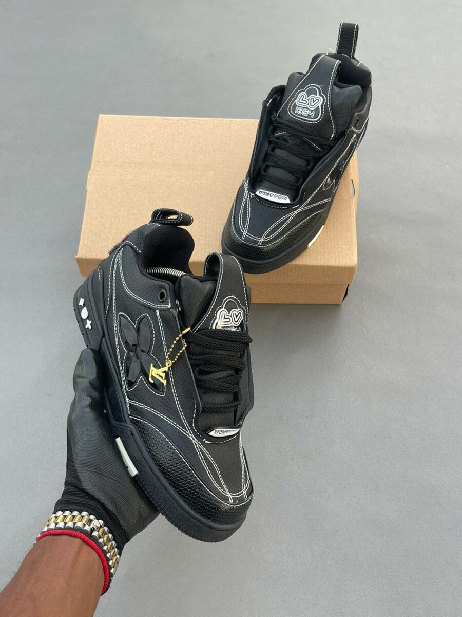 Baskets noires tendance homme