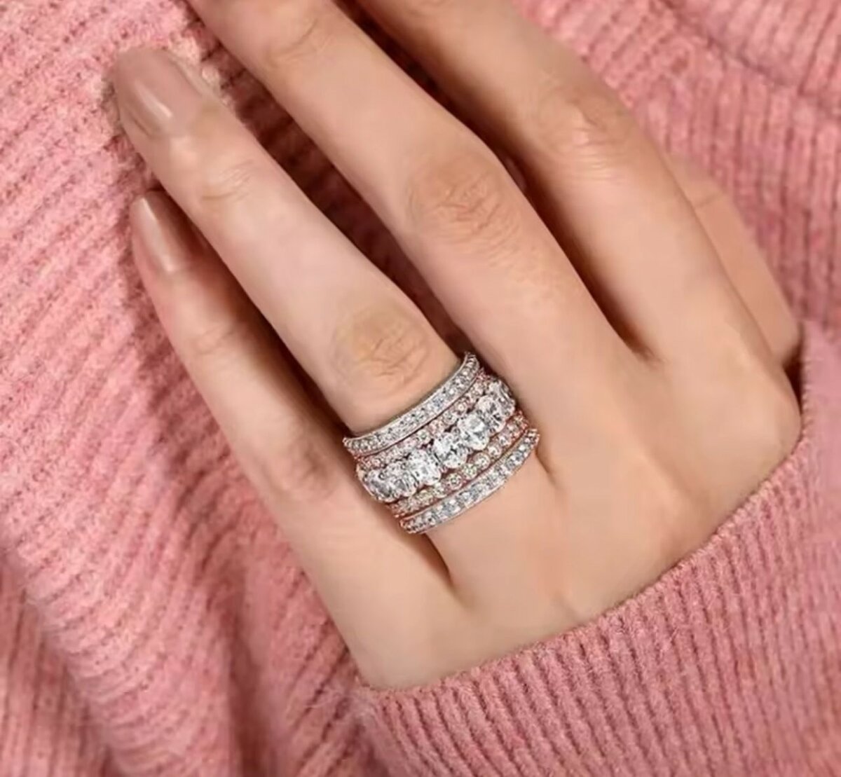 All types of jewellery