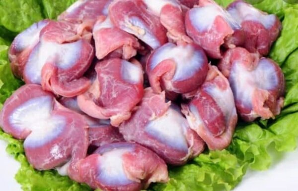 Gésiers , foies , ailes