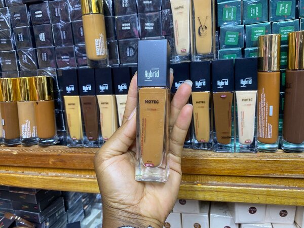 Fond de teint motec promax