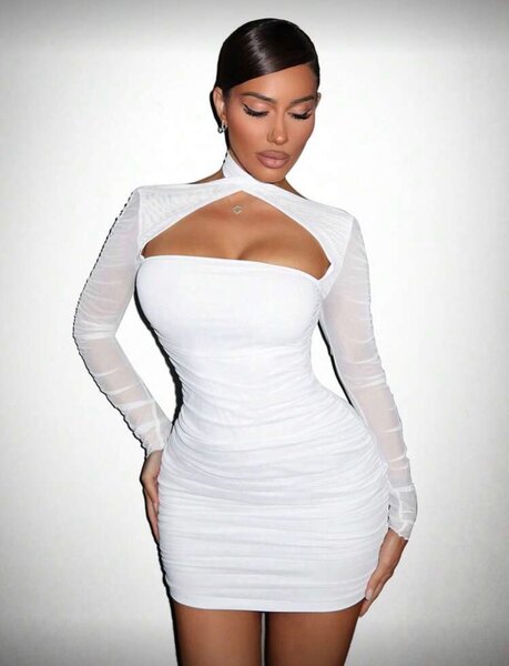 Robe courte élégante noire et blanche