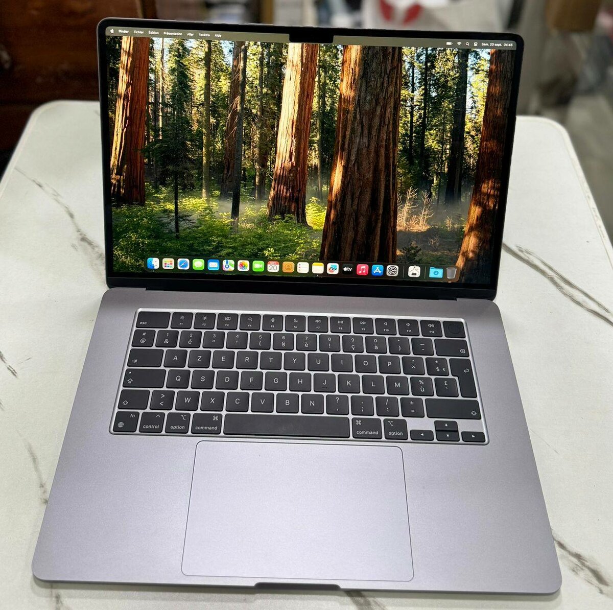macbook air m2 2023