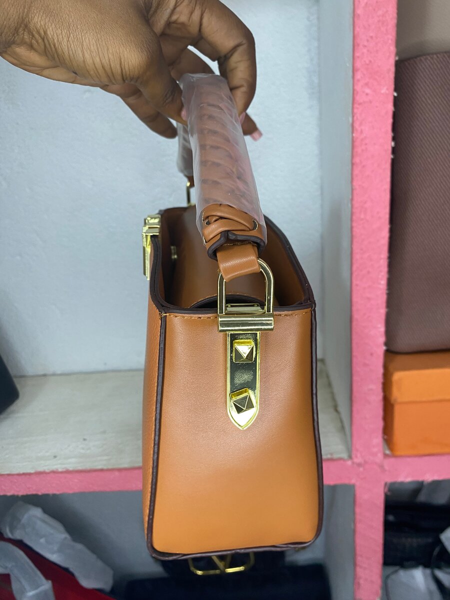 Sac à main élégant en cuir