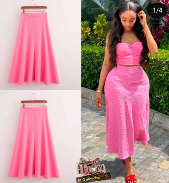 Jupe midi rose élégante