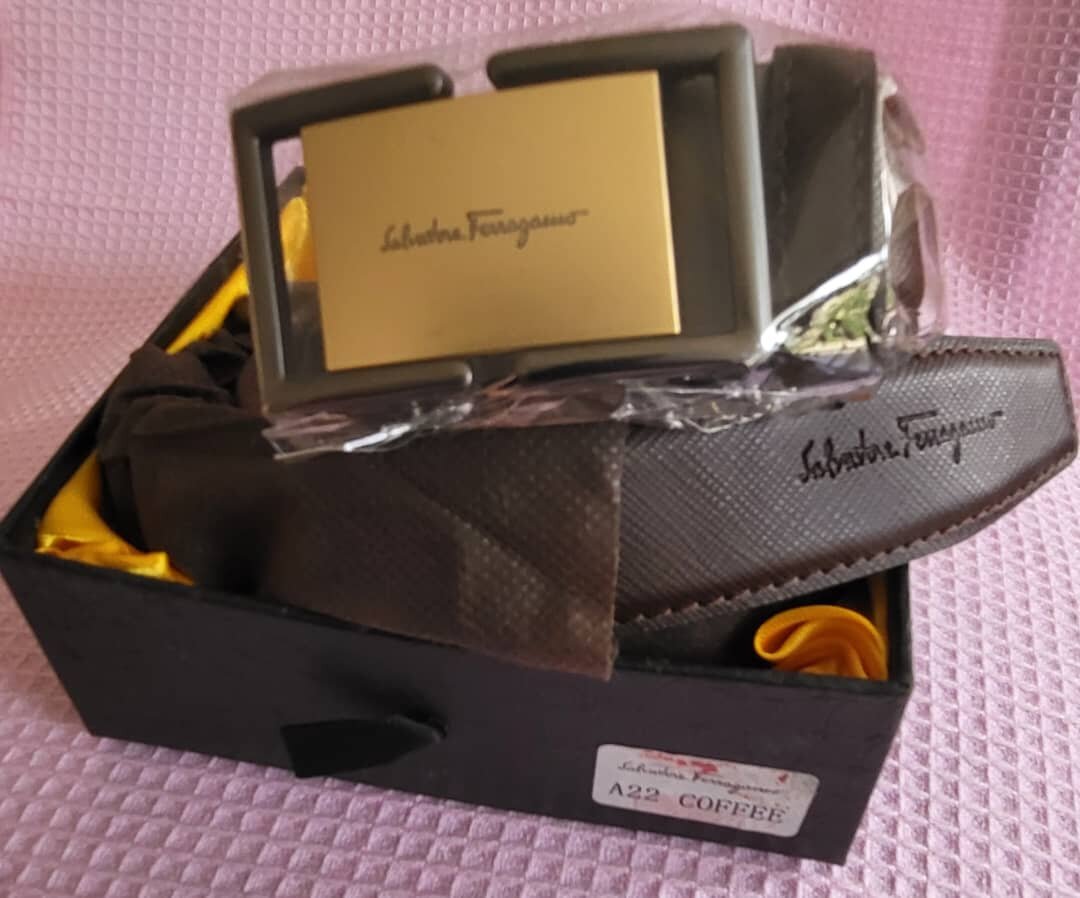 Ceinture en cuir élégante Salvatore Ferragamo