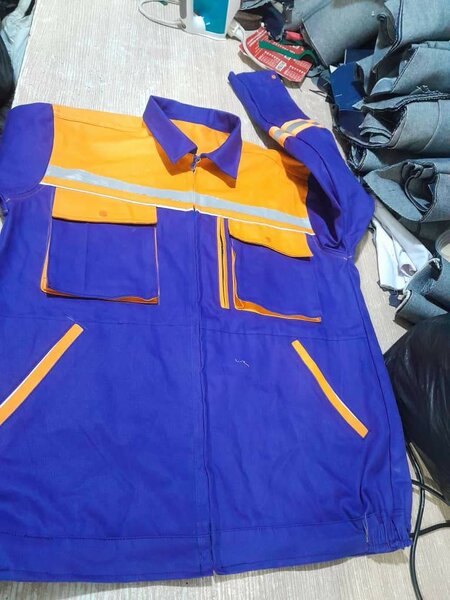 Tenue de travail résistante