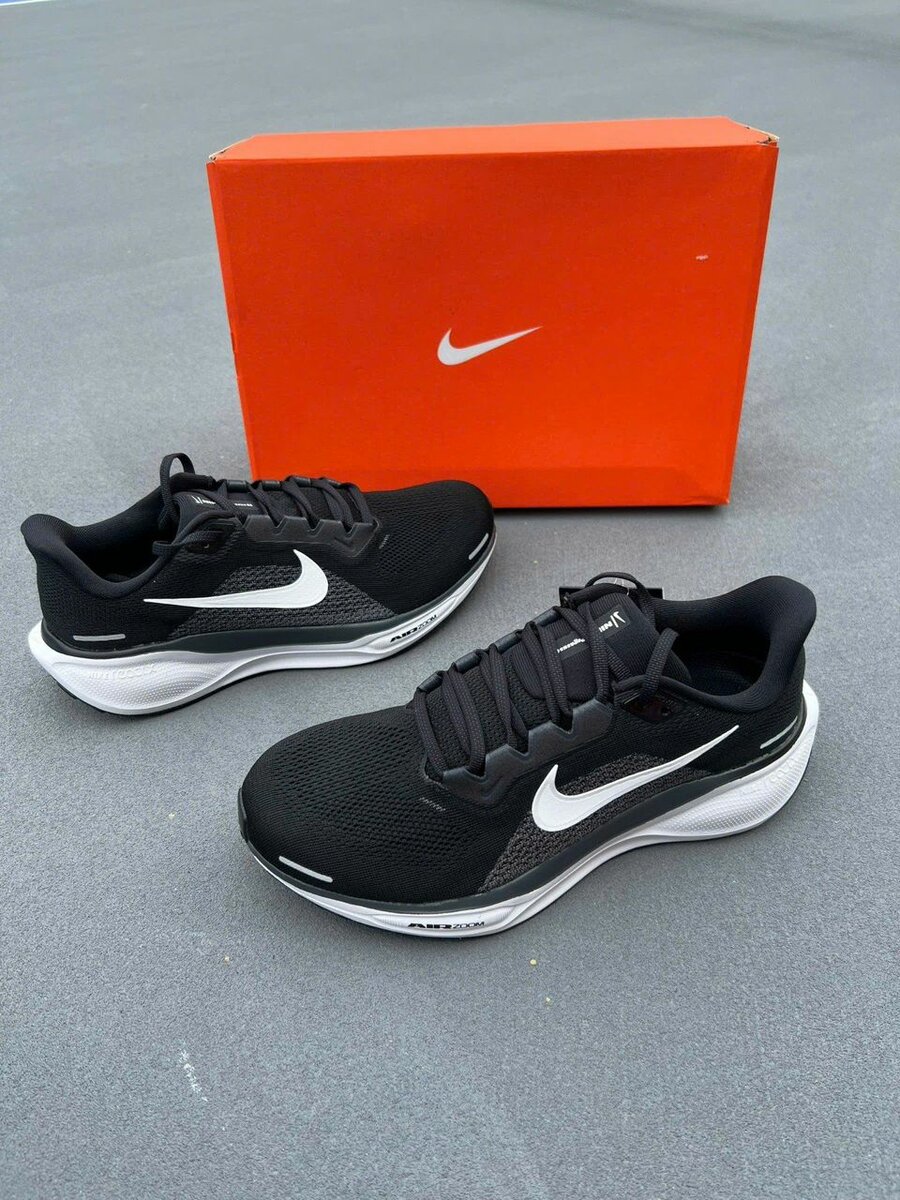 NIKE ZOM