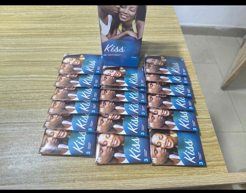 12 Préservatifs Kiss