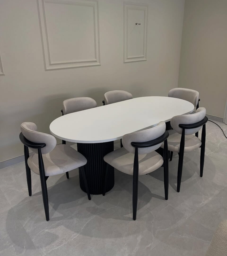 Table à manger moderne