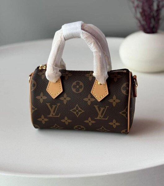 Sac à main compact élégant