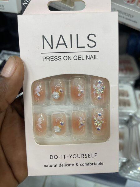 Faux Ongles Élégants