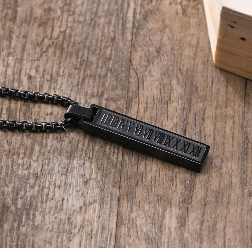 Roman numeral necklace (Black stainless Pendant)