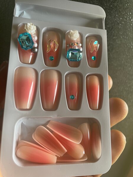 Ongles Press-On Éclat Perlés