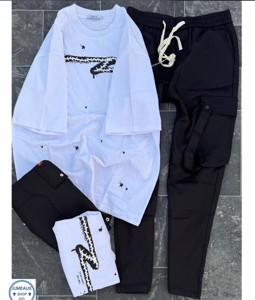 Ensemble T-shirts et Pantalons